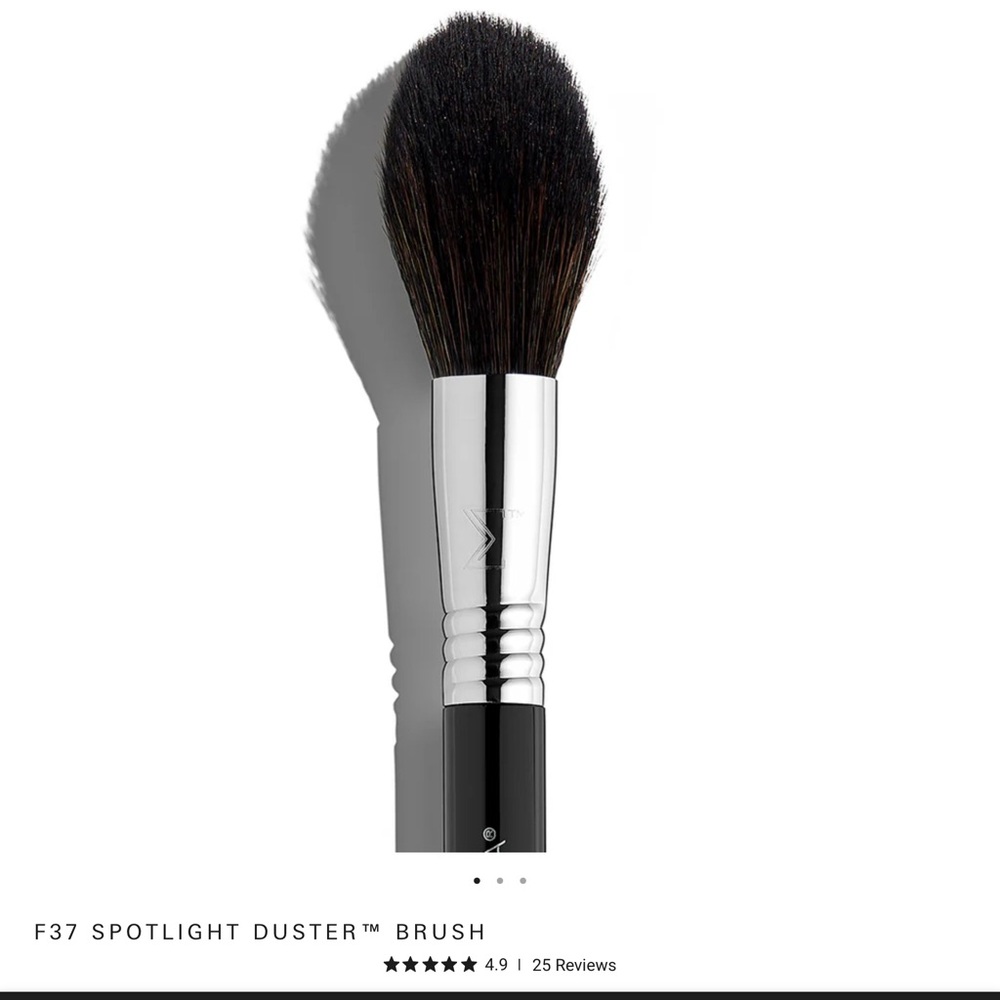Sigma Beauty F37 Spotlight Duster Brush 🖤 brand new!